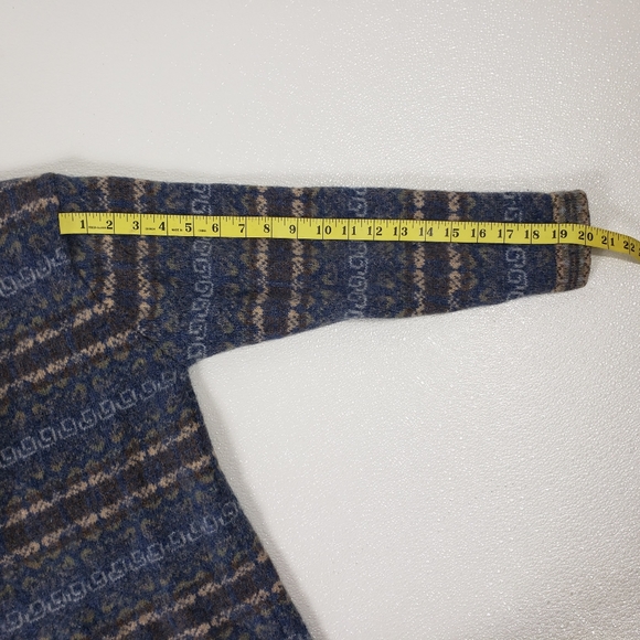 Wool Nordic Fair Isle Cardigan - Picture 9 of 13